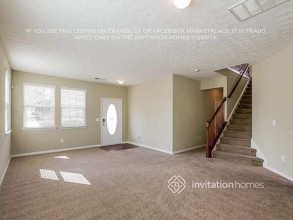 4th image of 191 Parkmont Way