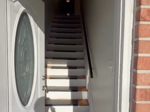 2725 Gifford Ave Floor 2