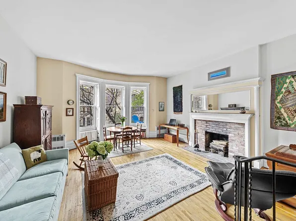 630 W End Ave APT 4, New York, NY 10024