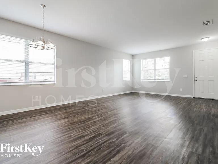 2796 Grassmoor Loop — Photo 3