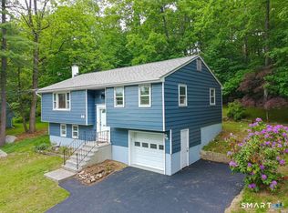 17 Rhoda Lane, Bristol, CT 06010