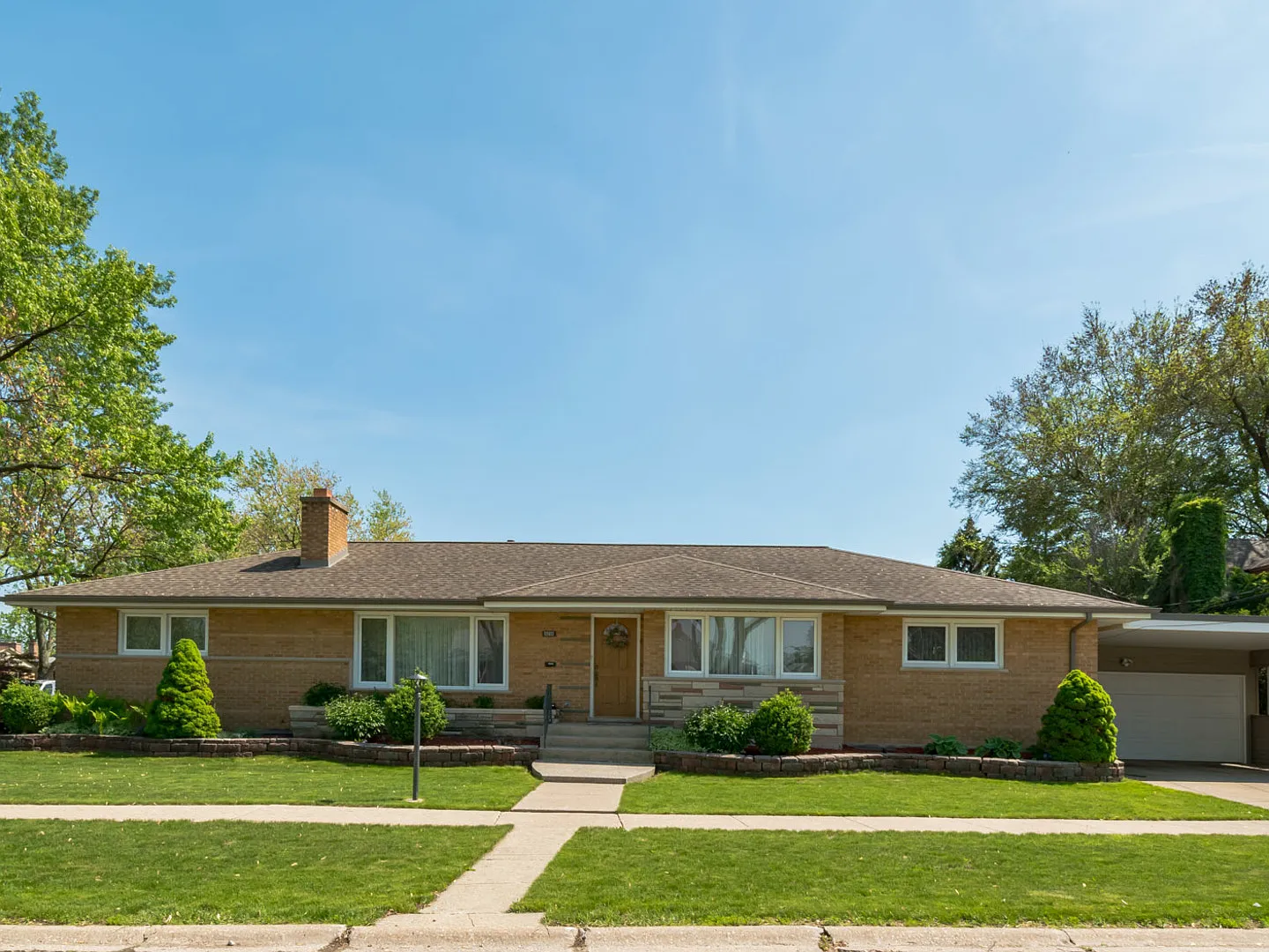 10200 S 52nd Ave photo 1