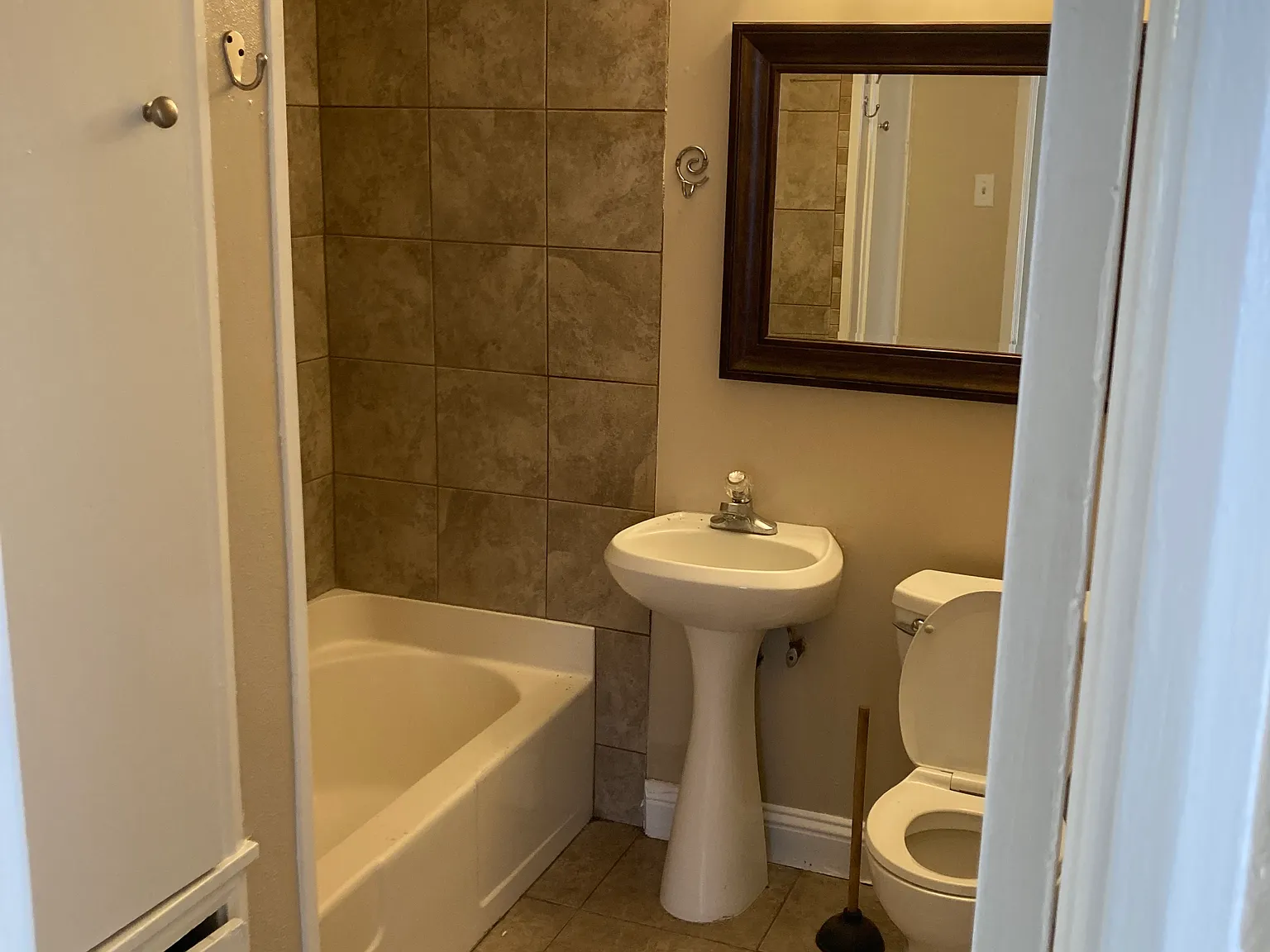 2 bed, 1096 sqft, $950 — Photo 4