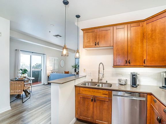 4th image of 3819 1st Ave Unit 312