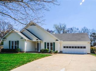 221 Edgewater Dr NW, Concord, NC 28027