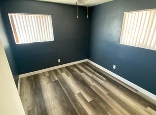 16526 Chestnut St, Hesperia, CA 92345