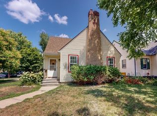 827 2nd St NW, Rochester, MN 55901