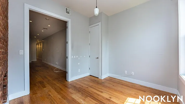 Rented by Nooklyn NYC LLC | media 15
