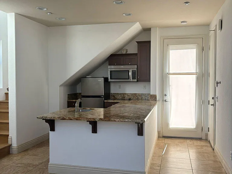 2980 Stevenson Ranch Ct — Photo 6
