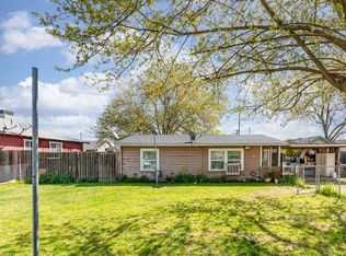 2394 N Meadowbrook Ave, Merced, CA 95348