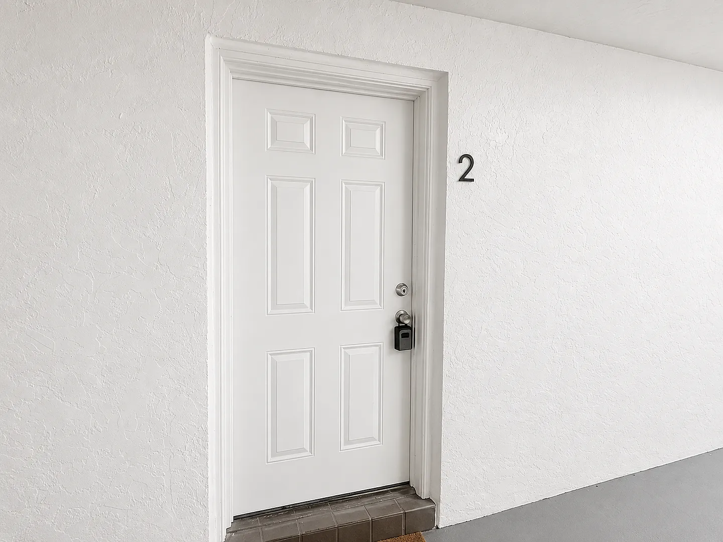 5875 SW 41 St — Photo 3