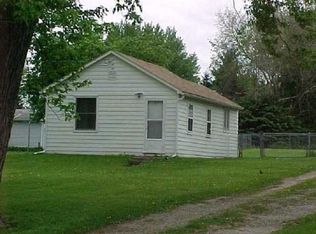 4030 Wells Ave, Waterloo, IA 50703