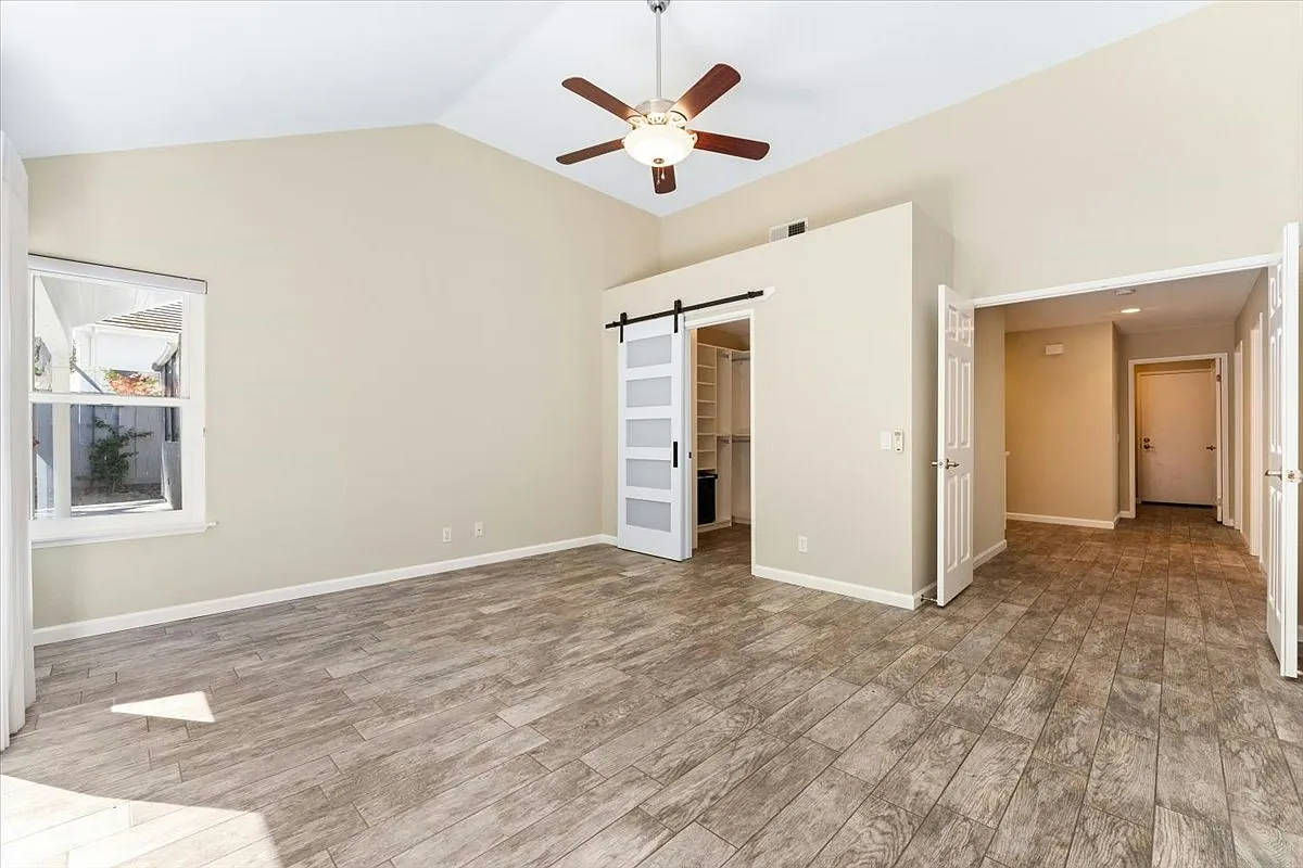 334 Moonstone Bay Drive — Photo 2