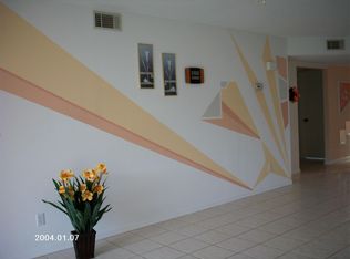 686 Squire Cir APT 102, Naples, FL 34104