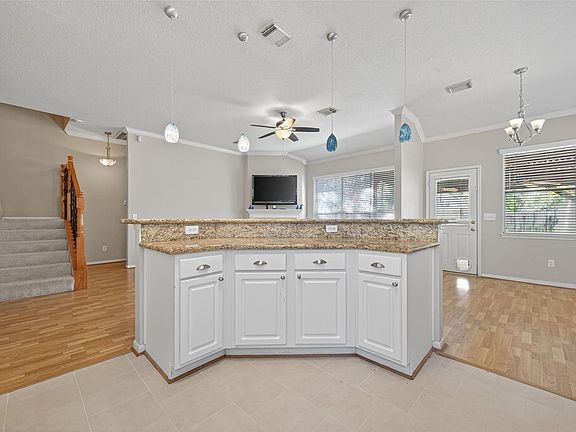 5th image of 5908 Timber Oaks Rdg