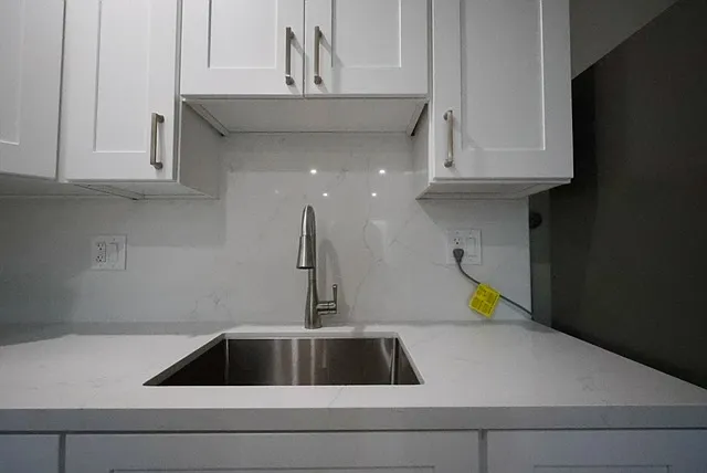 1 bed, 420 sqft, $2,200 — Photo 2