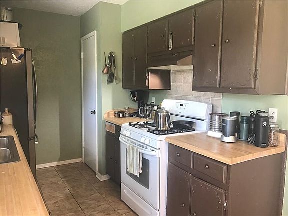 5th image of 1309 Eastside Dr