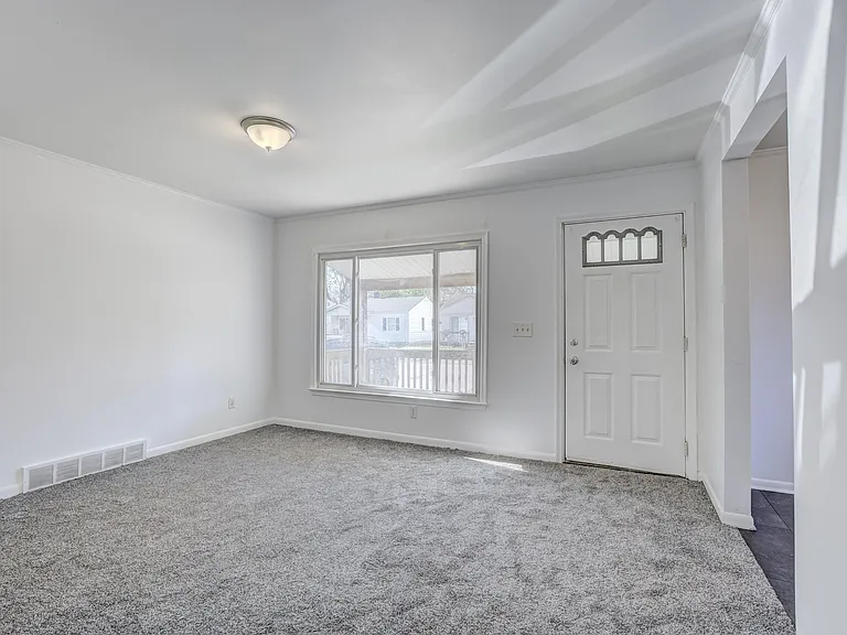 1731 E Pearl Ave — Photo 20