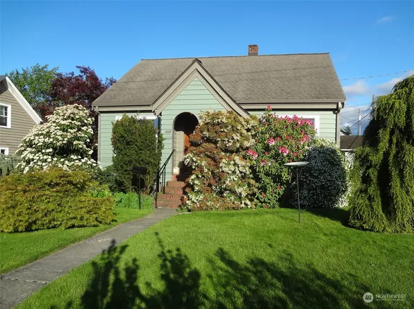 1009 S Laurel Street, Port Angeles, WA 98362