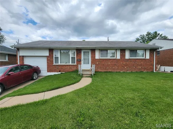 9340 Bellefontaine Rd, Saint Louis, MO 63137