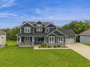 1836 Falcon Dr, Polk City, IA 50226