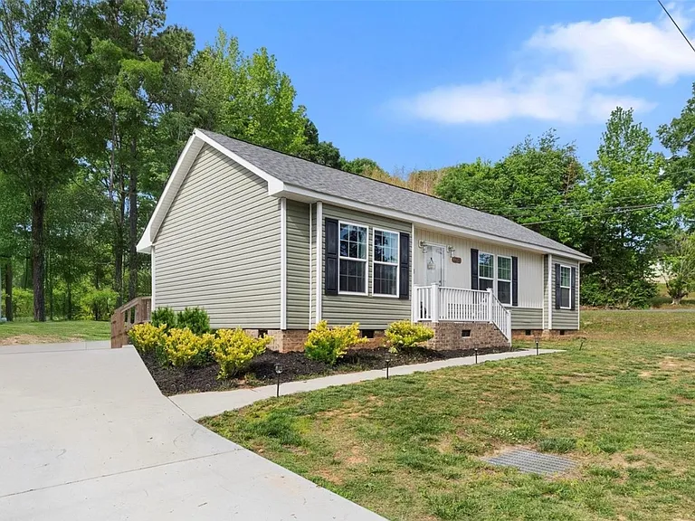 1316 Wiscassett St — Photo 2