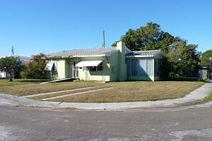 1st image of 5801 Churchill Ct