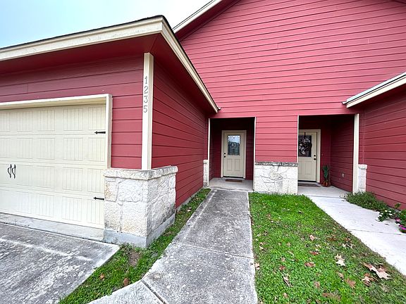 2nd image of 1235 Ervendberg Ave
