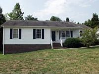 1st image of 307 Old Farm Dr