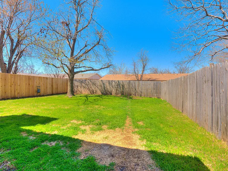 9907 Mashburn Blvd — Photo 27