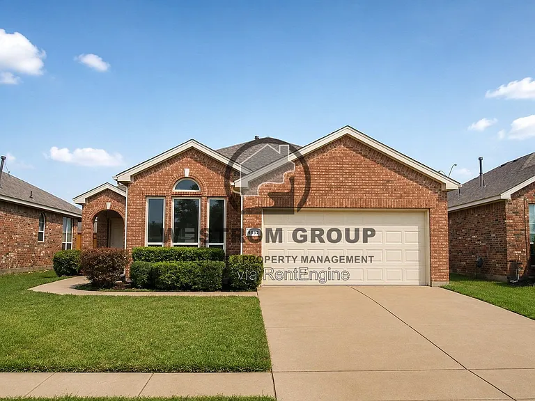 4552 Rush River Trl — Photo 1