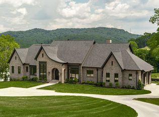 5011 Brooklands Ln, Franklin, TN 37064