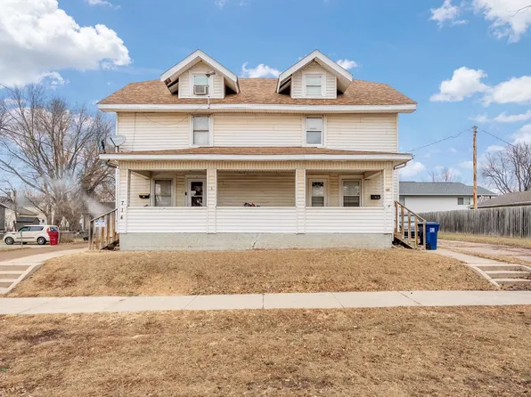 714 714/716 E 5th St, Sioux Falls, SD 57103