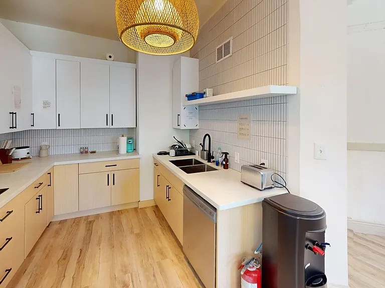 225 Ellis St #4 — Photo 5