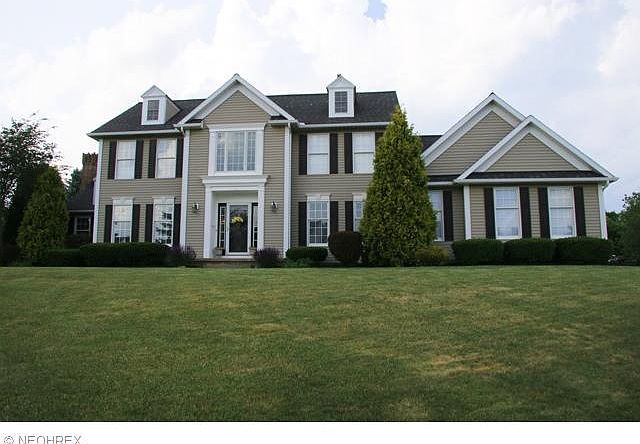 1st image of 3163 Crown Pointe Dr