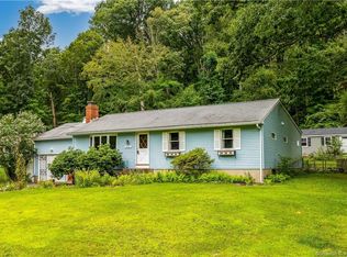 437 Milford St, Burlington, CT 06013