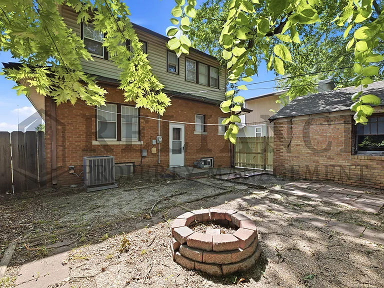 525 S Chautauqua Ave — Photo 10