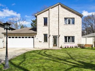 1551 Maple St, Glenview, IL 60025