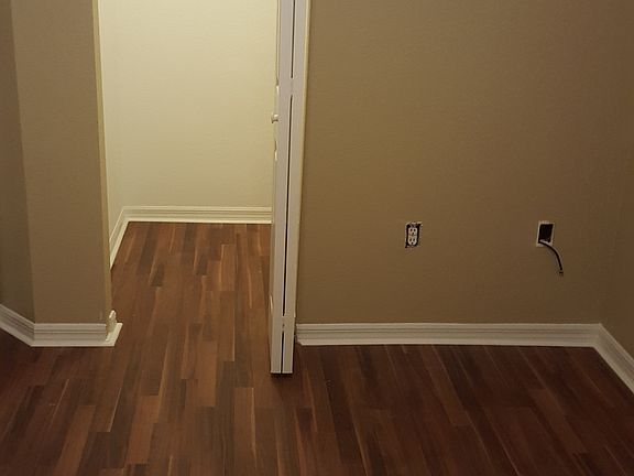 4th image of 1077 Vilas Ave
