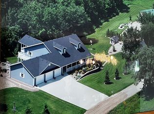 23196 Kings Rd, Cresco, IA 52136