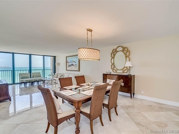 Home For Sale In Quadomain