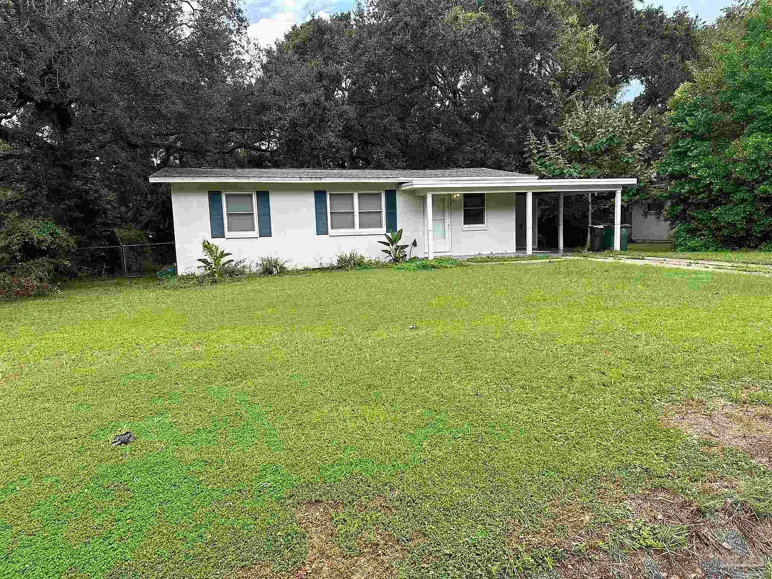 3 bed, 888 sqft, $1,500 — Photo 3