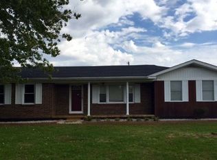 100 Wright Ln, Cecilia, KY 42724