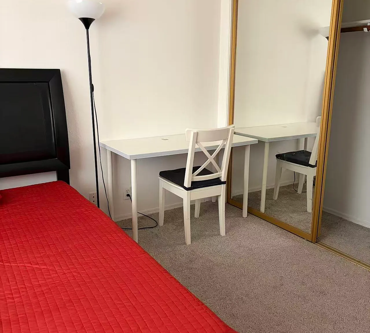 1 bed, $1,400 — Photo 2