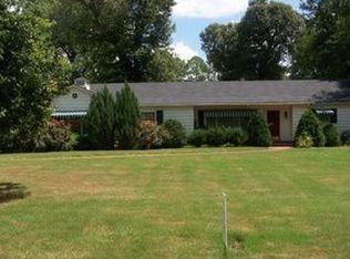 410 Westview Dr, Fort Valley, GA 31030