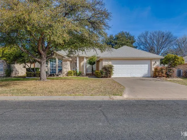 3242 Walnut Hill Dr, San Angelo, TX 76904