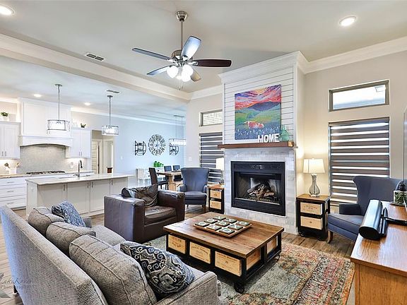 4th image of 6842 Cedar Elm Dr