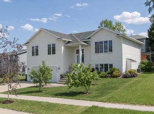 4946 Manor Brook Dr NW, Rochester, MN 55901
