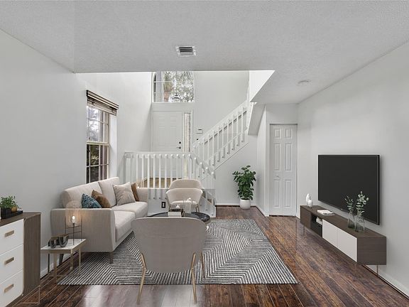2nd image of 212 NW 118th Drive
