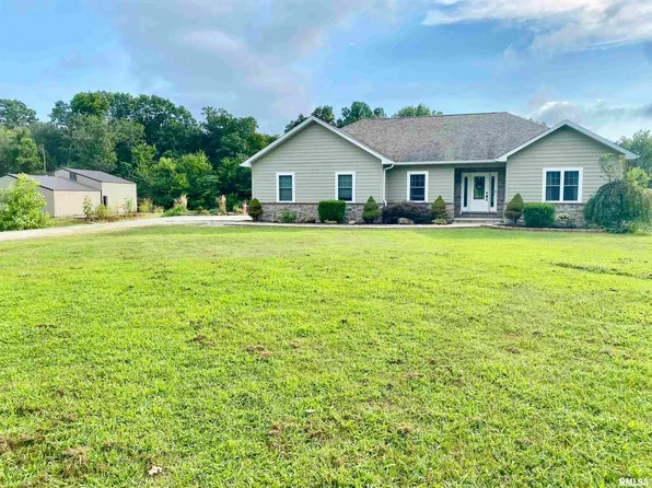 5060 England Rd, Kell, IL 62853